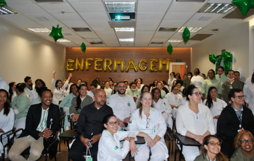 Equipe de enfermagem na semana de enfermagem 2024